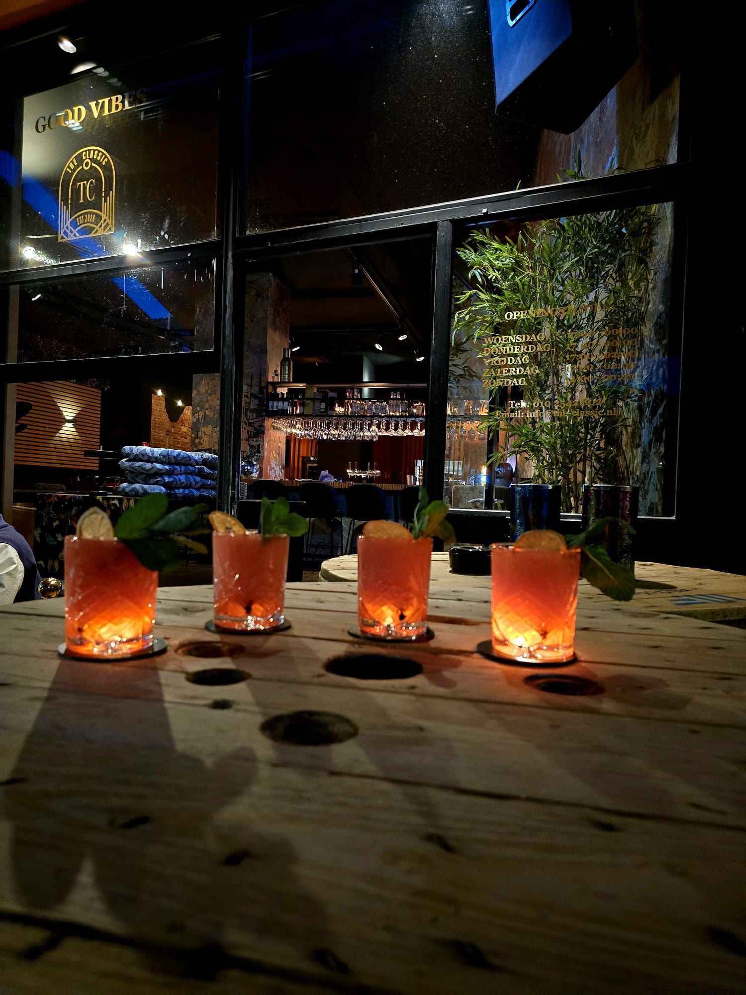 Cocktails & Mixdrinks